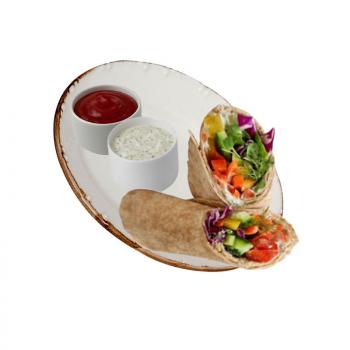 Genieße unseren traditionellen, knusprigen Lahmacun mit frischem Salat und Sauce. Der authentische Snack