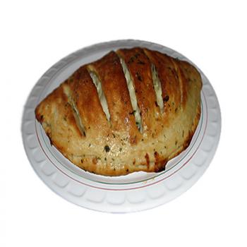 Vegetarische Calzone, Pizzatasche gefüllt mit ver. Gemüse