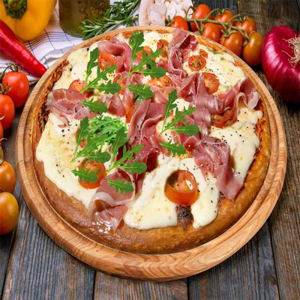 Pizza Rusticana mit Sauce Hollandaise | Asmen Grillhaus