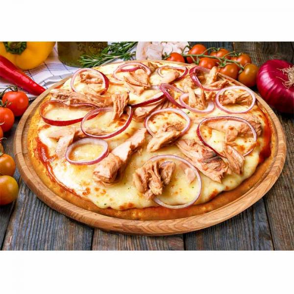 Pizza Tonno bestellen | Saftiger Thunfisch & Rote Zwiebeln